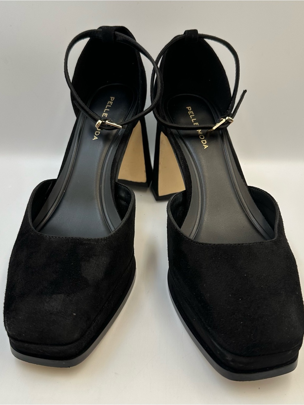 Pelle Moda Delores SU Black Kid Suede Pump Womens 7.5M Ankle Strap Platform